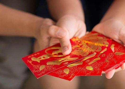 关切员工父母，为员工父母设置关切金造度